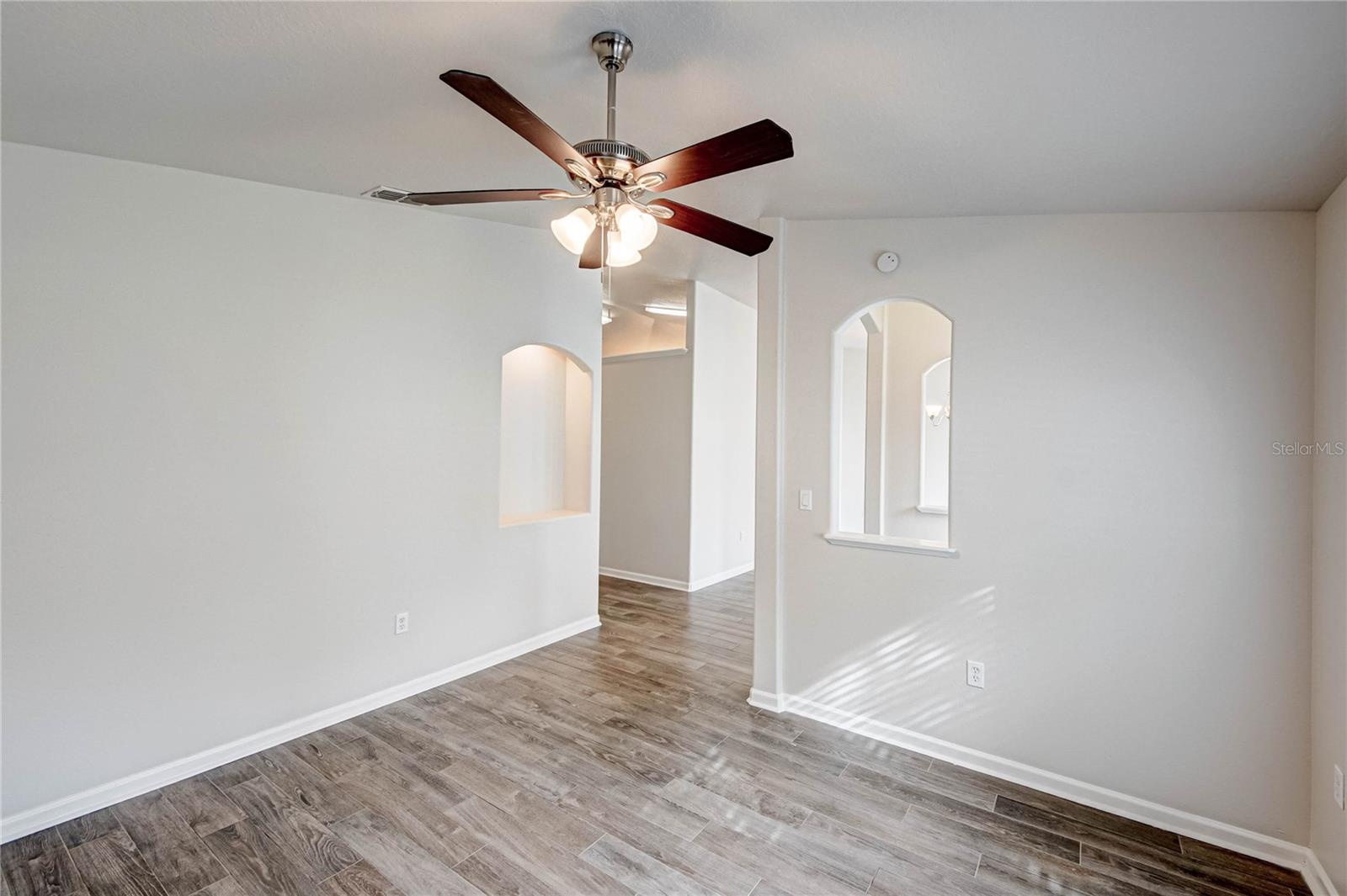 1373 BURNLEY COURT