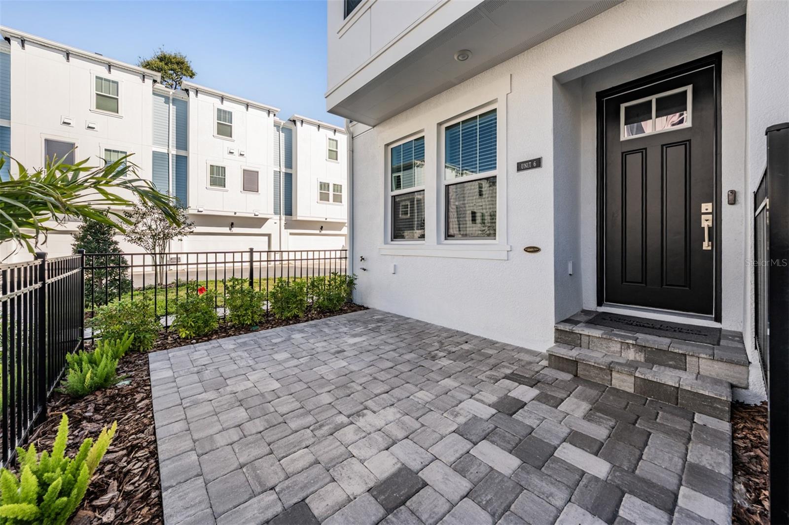 APEX AT SEMINOLE HEIGHTS - Residential Lease