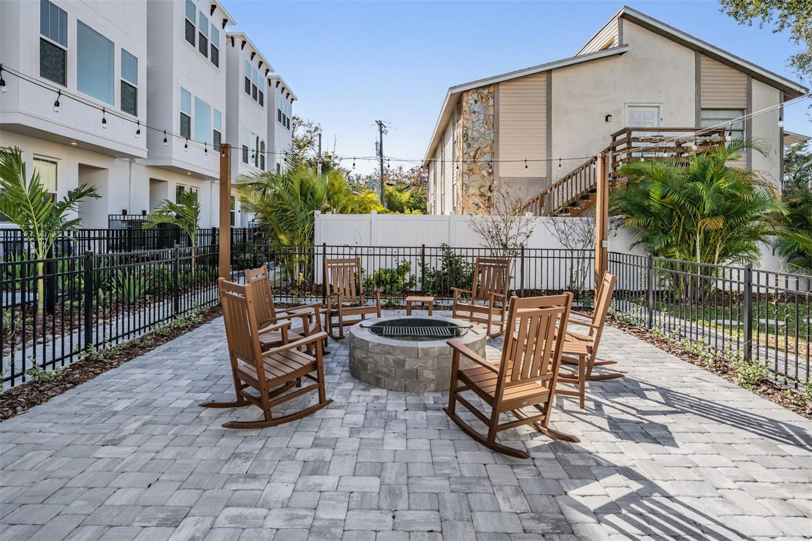 APEX AT SEMINOLE HEIGHTS - Residential Lease