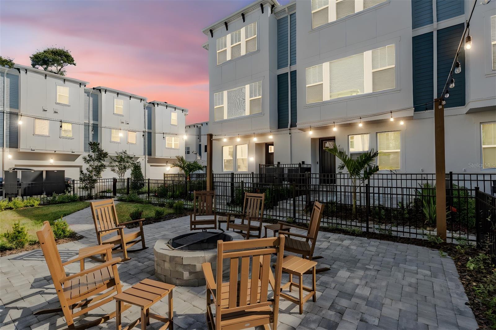APEX AT SEMINOLE HEIGHTS - Residential Lease
