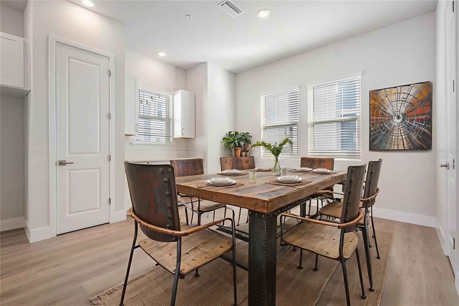 APEX AT SEMINOLE HEIGHTS - Residential Lease