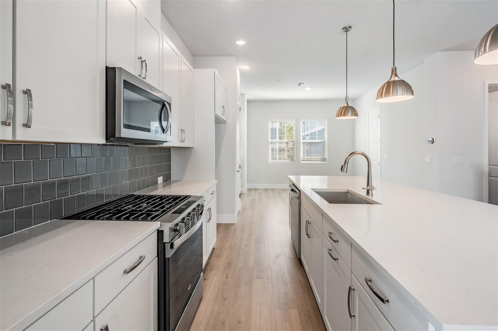 APEX AT SEMINOLE HEIGHTS - Residential Lease