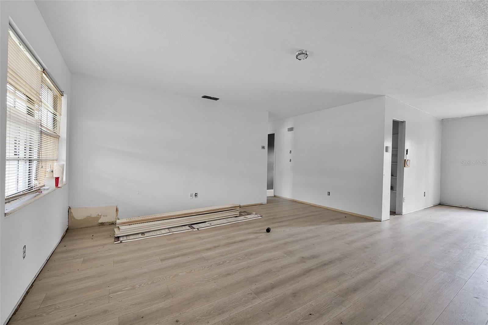 3207 CHARIOT PLACE
