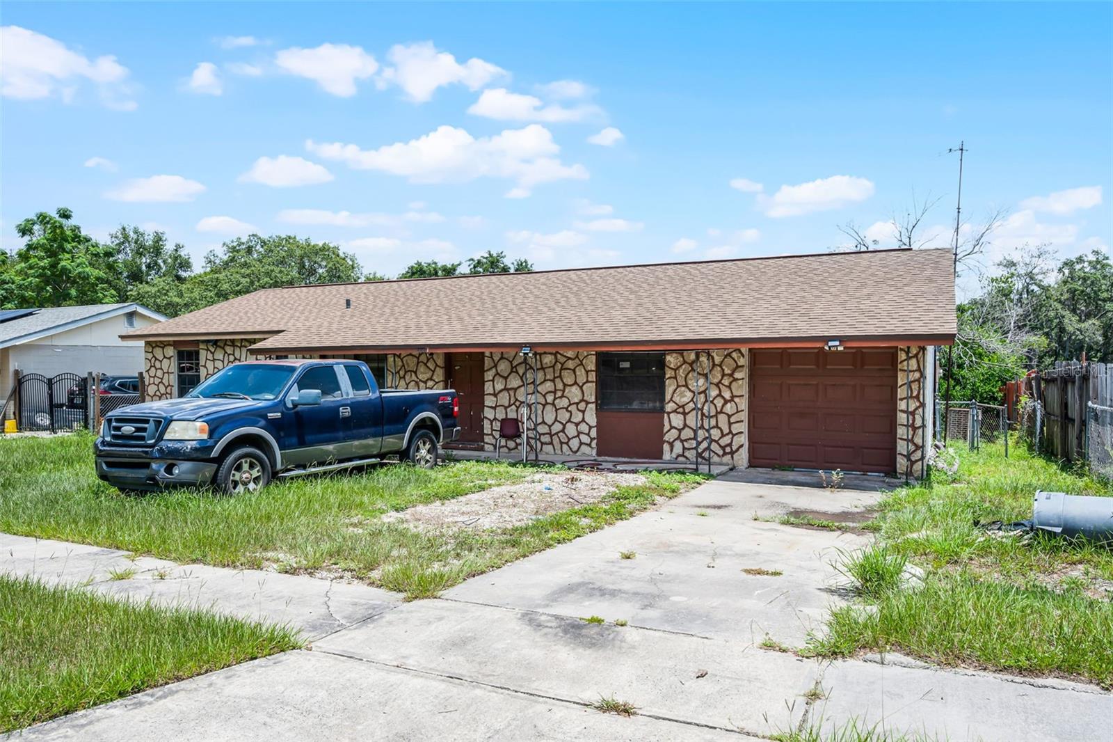 3207 CHARIOT PLACE