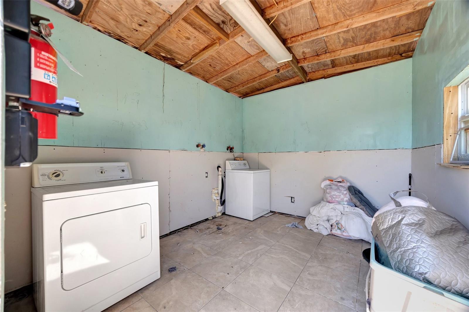 TAMPA TARPON SPGS LAND CO - Residential Income