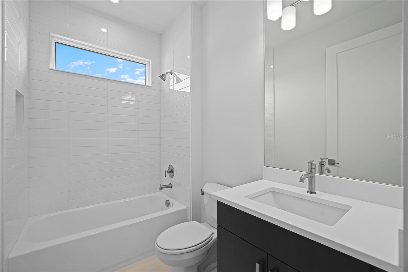 KH CW HAMMOCK OAKS LLC - Residential
