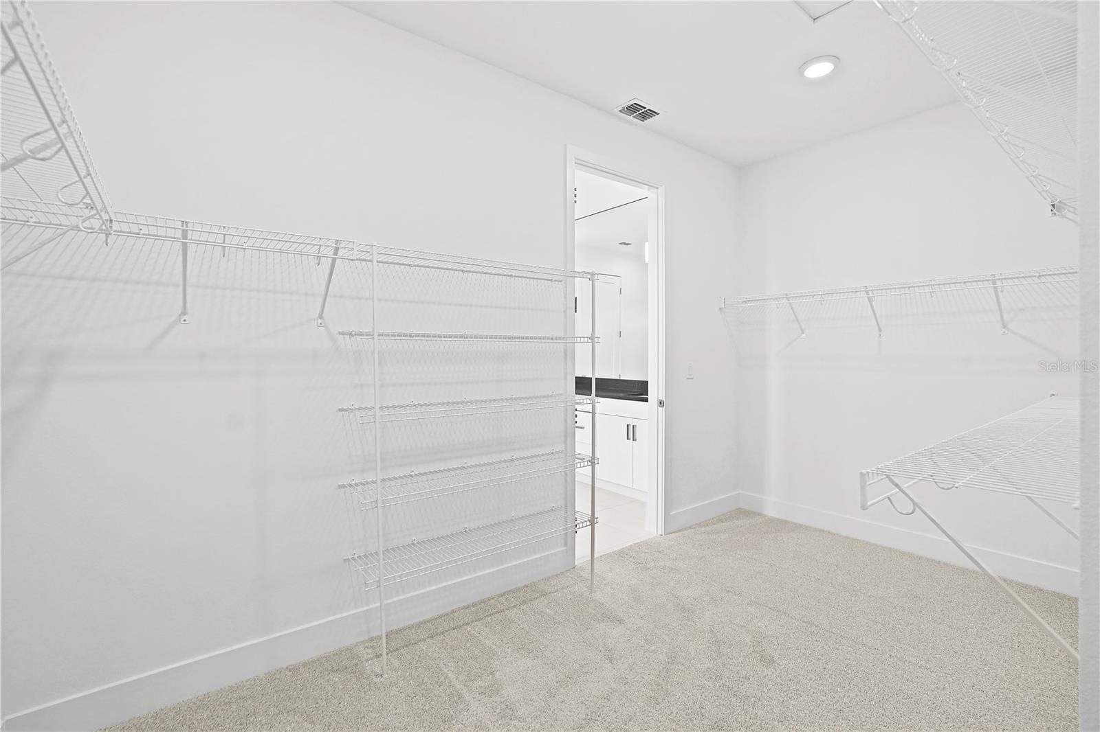 KH CW HAMMOCK OAKS LLC - Residential