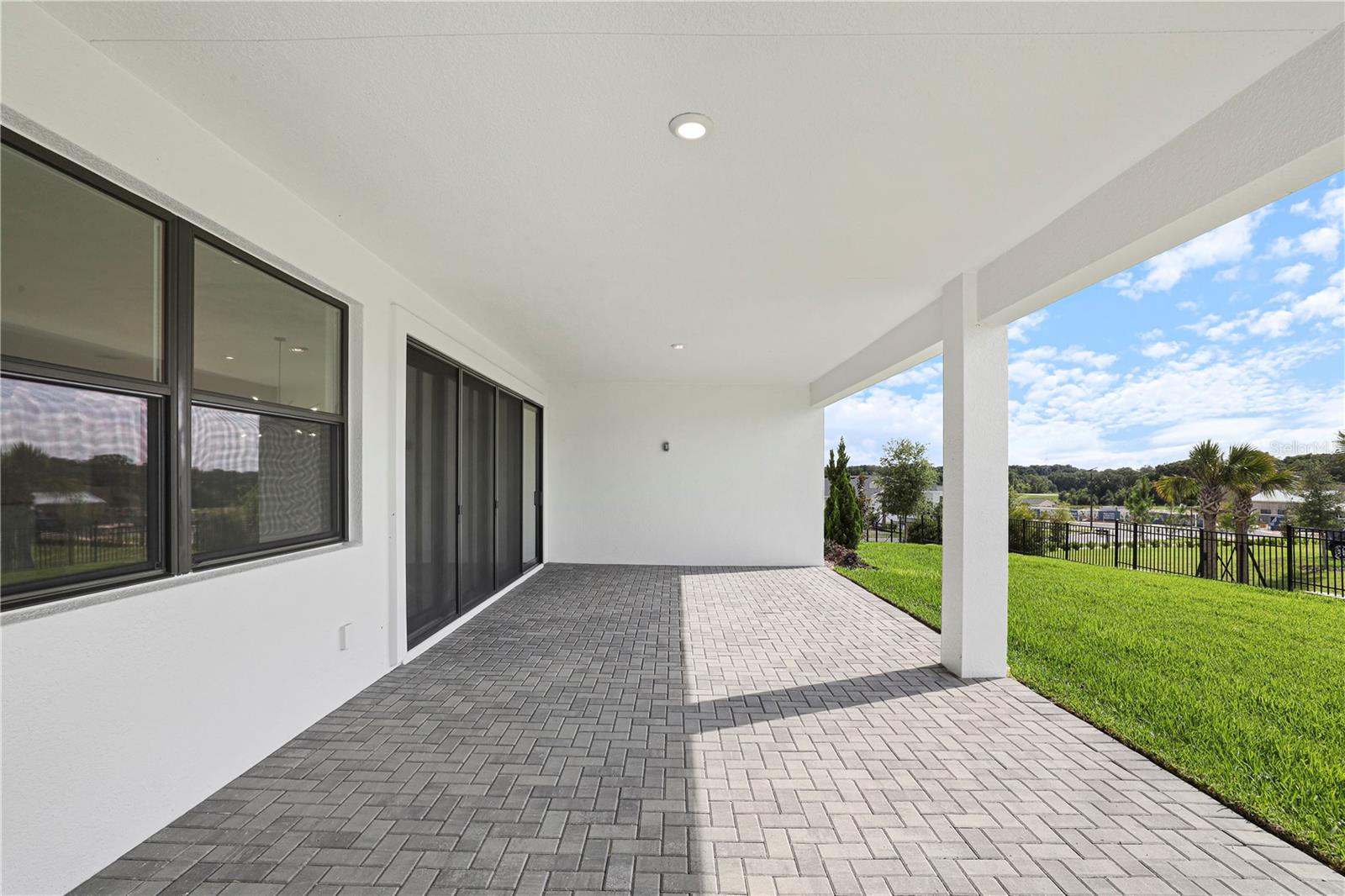 KH CW HAMMOCK OAKS LLC - Residential