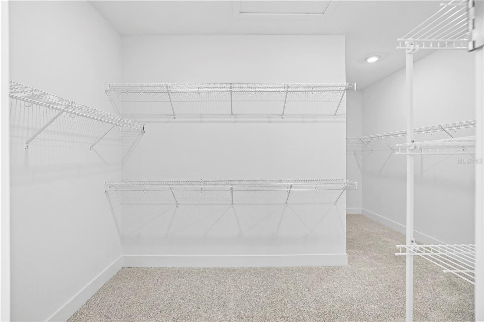 KH CW HAMMOCK OAKS LLC - Residential