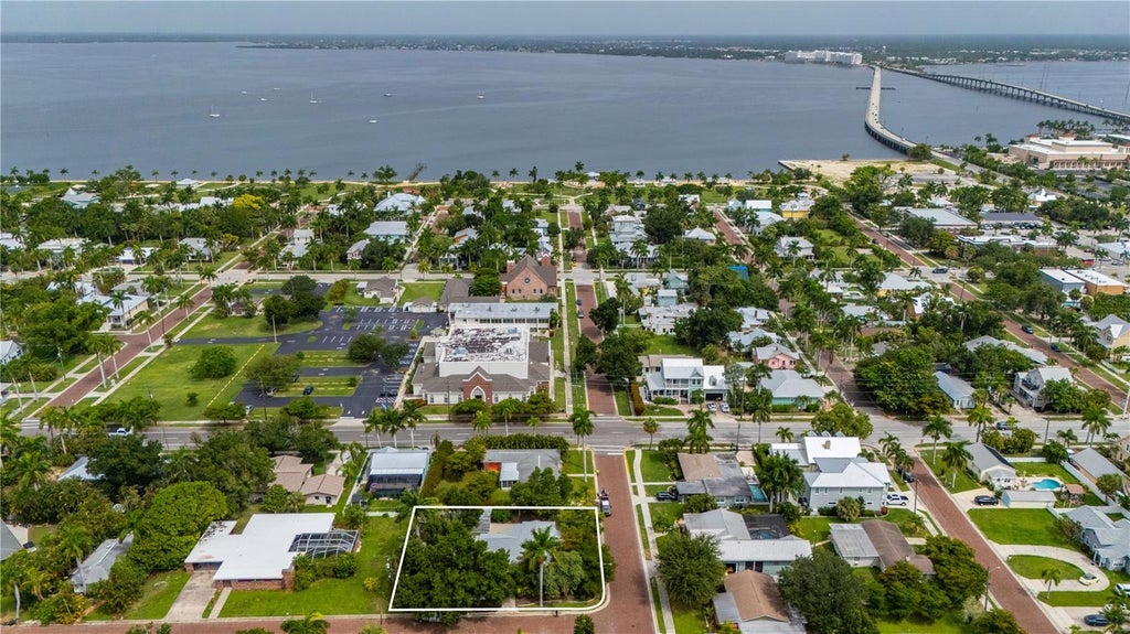 Photo of 311 Gill Street, Punta Gorda, FL 33950 (MLS # C7528438)