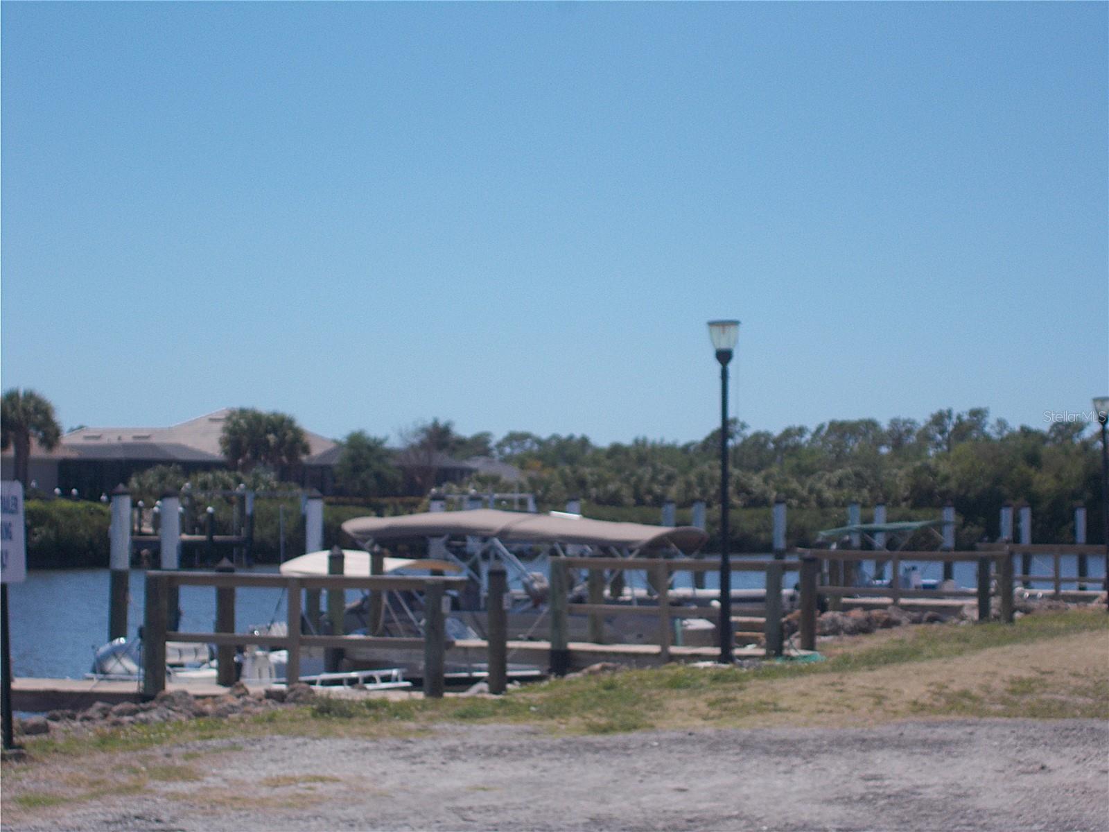 VILLAGE HOLIDAY LAKE - Residential