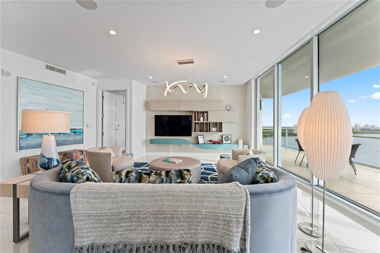3401 BAYSHORE BOULEVARD 1801