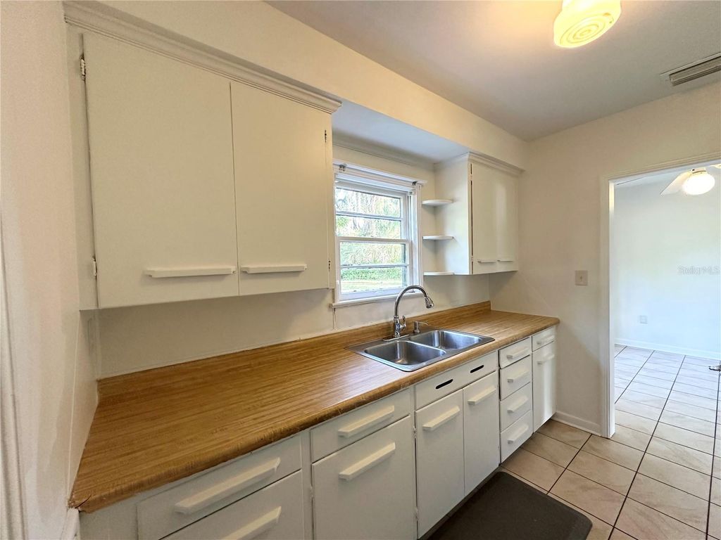 Photo of 205 E Marks Street, Orlando, FL 32803 (MLS # O6367164)