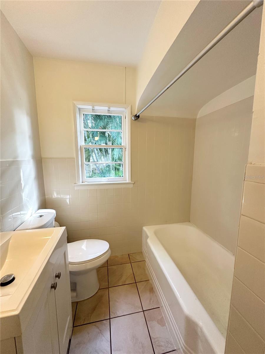 CHRIST - Residential Lease