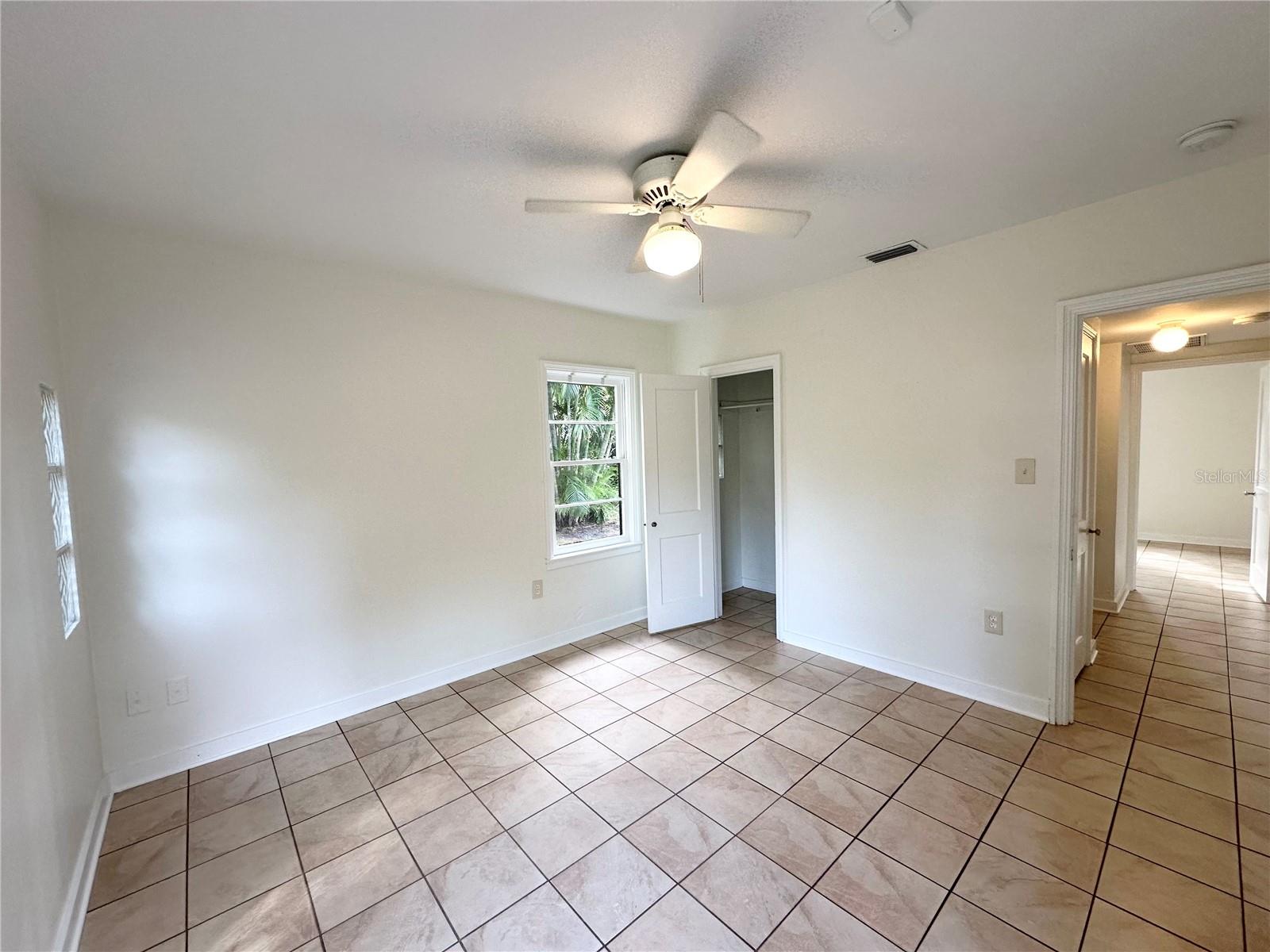 CHRIST - Residential Lease