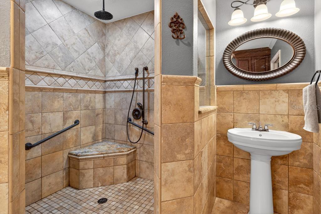 HILL BLKS 90 & 91 LAKE HELEN - Residential