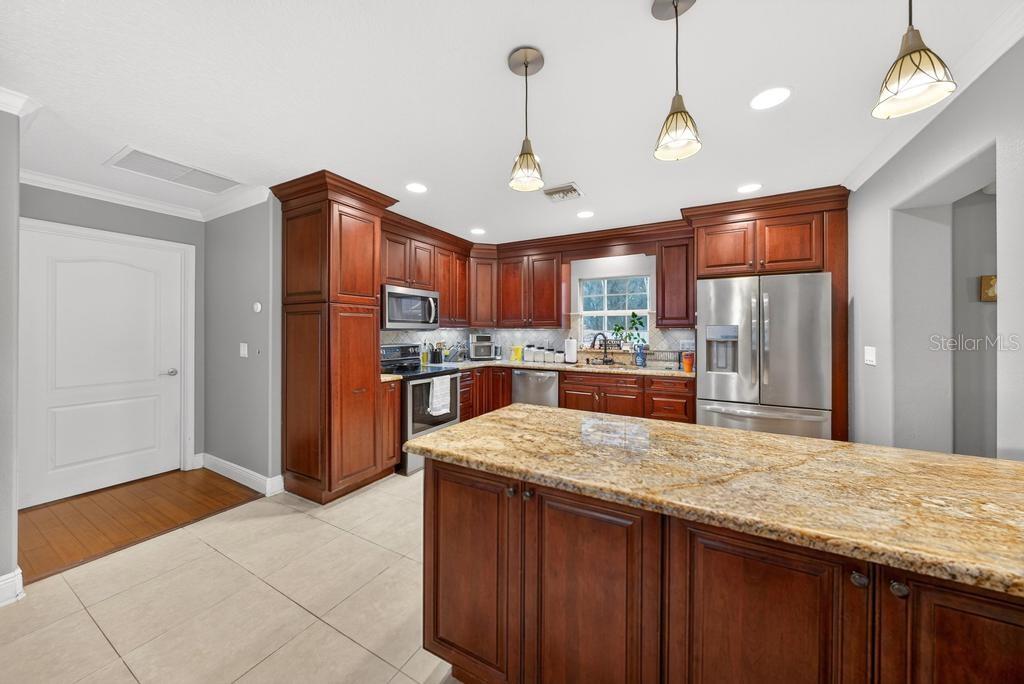 HILL BLKS 90 & 91 LAKE HELEN - Residential