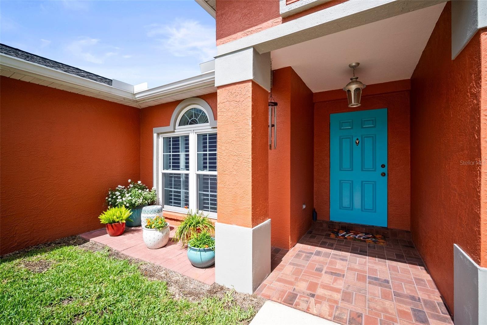4194 BANBURY CIRCLE