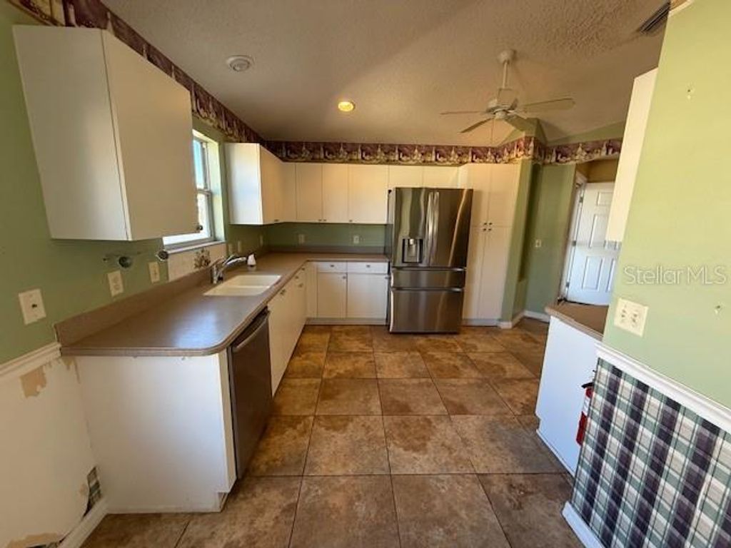 Photo of 17760 SE 91st Freedom Court, The Villages, FL 32162 (MLS # W7882692)