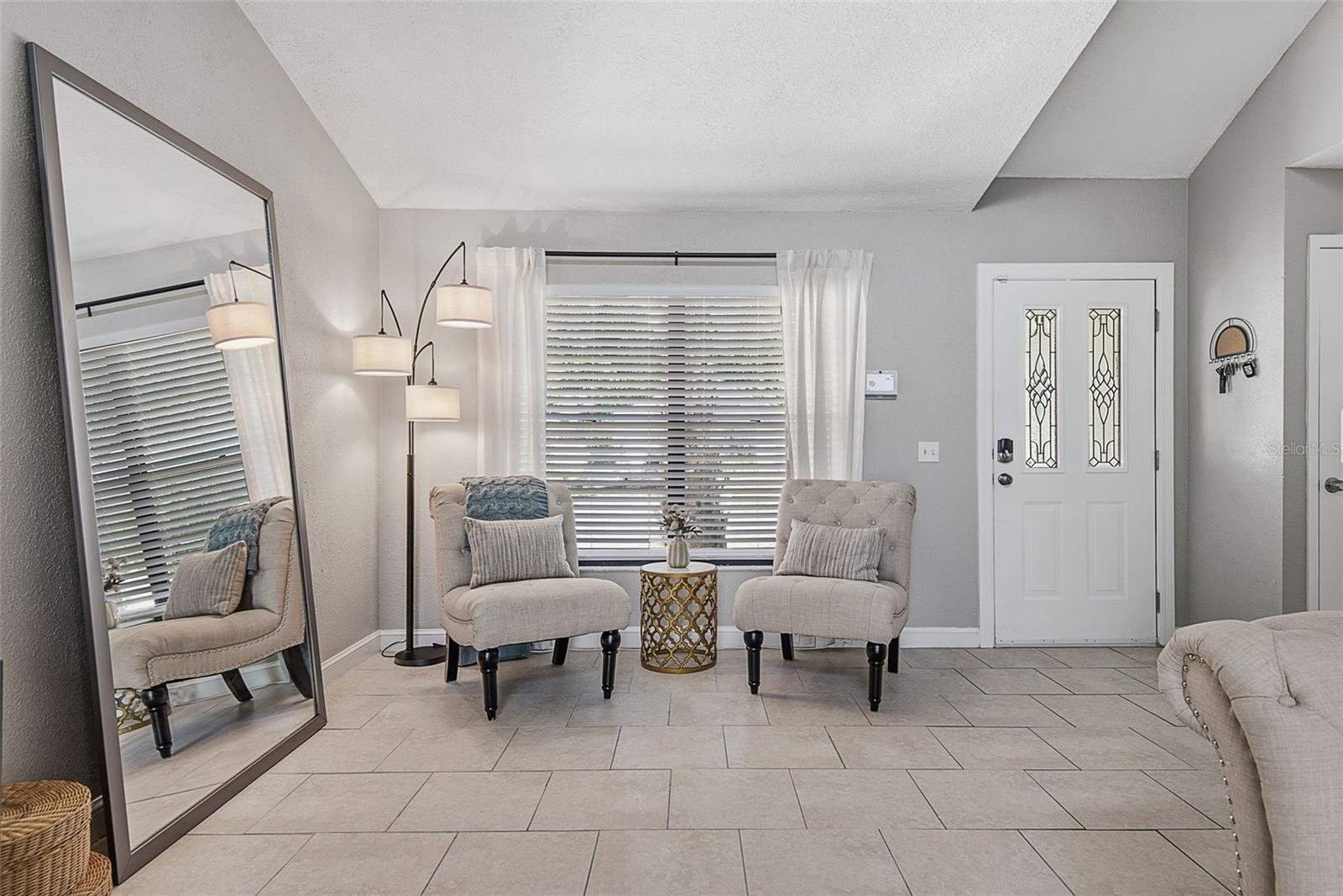 1216 PIN OAK DRIVE