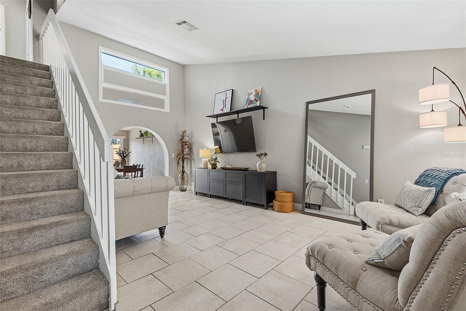 1216 PIN OAK DRIVE