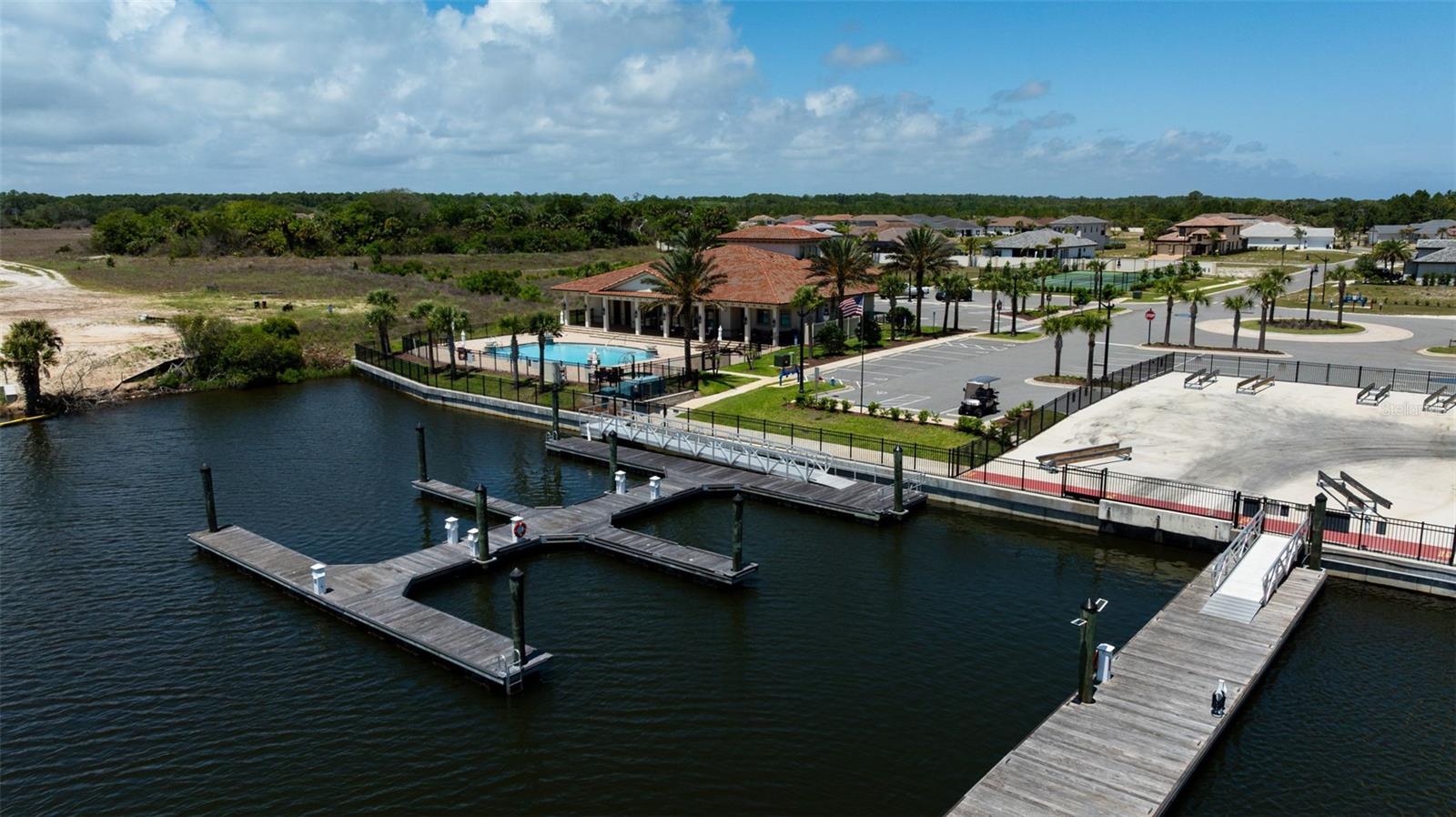 MARINA DEL PALMA - Residential