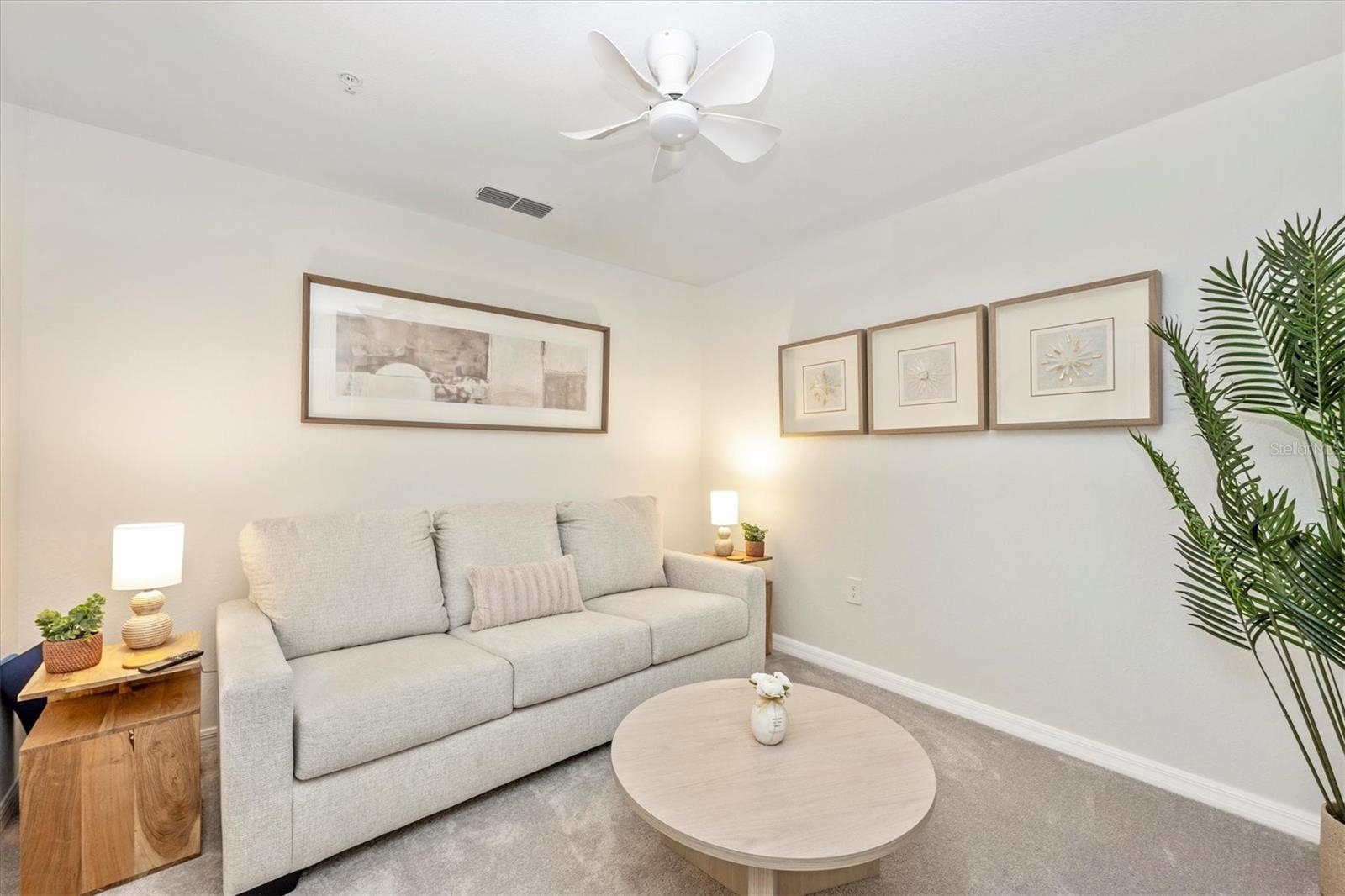 WELLEN PARK GOLF & COUNTRY CLUB - Residential Lease