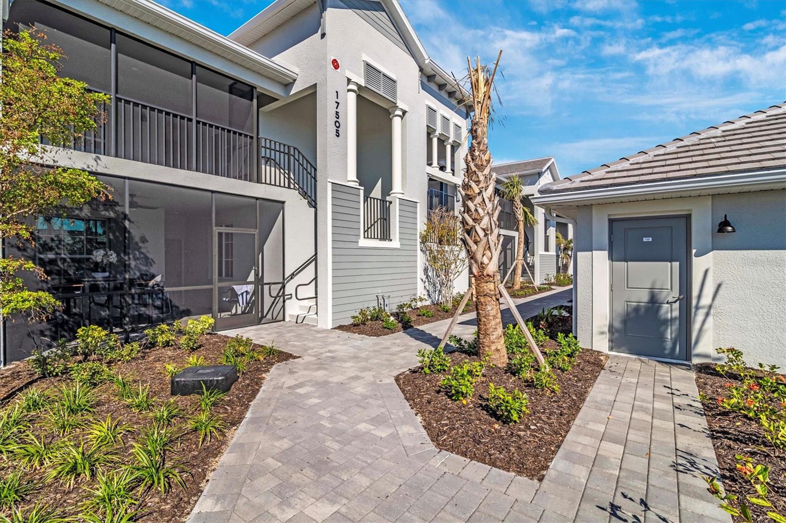 WELLEN PARK GOLF & COUNTRY CLUB - Residential Lease