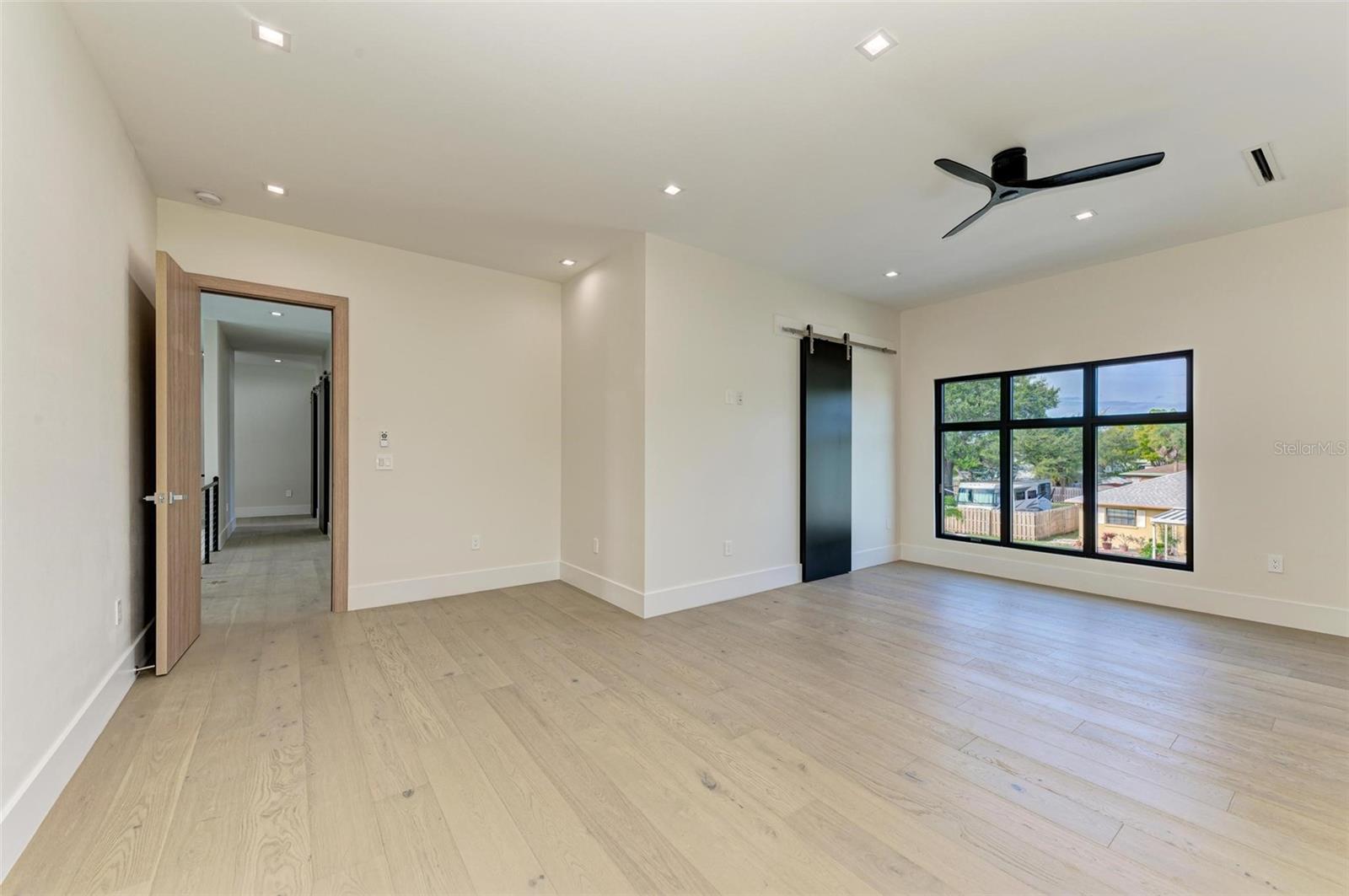 GROVE LAWN REP - Residential