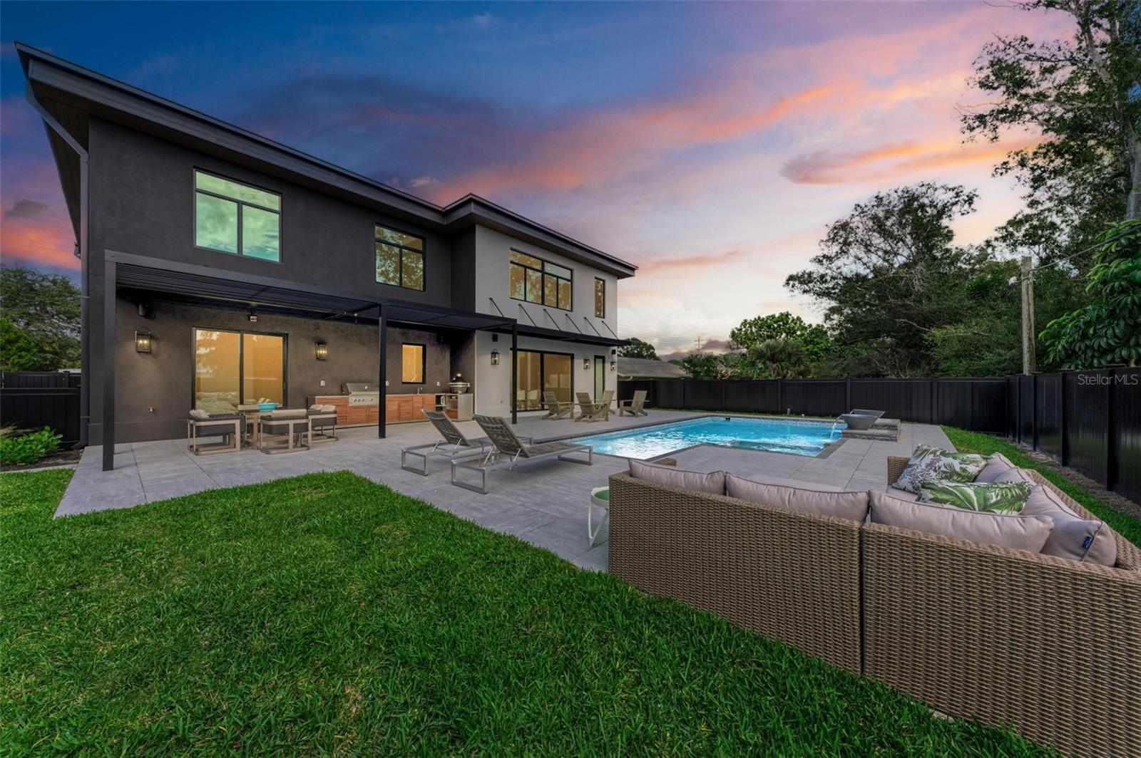 GROVE LAWN REP - Residential