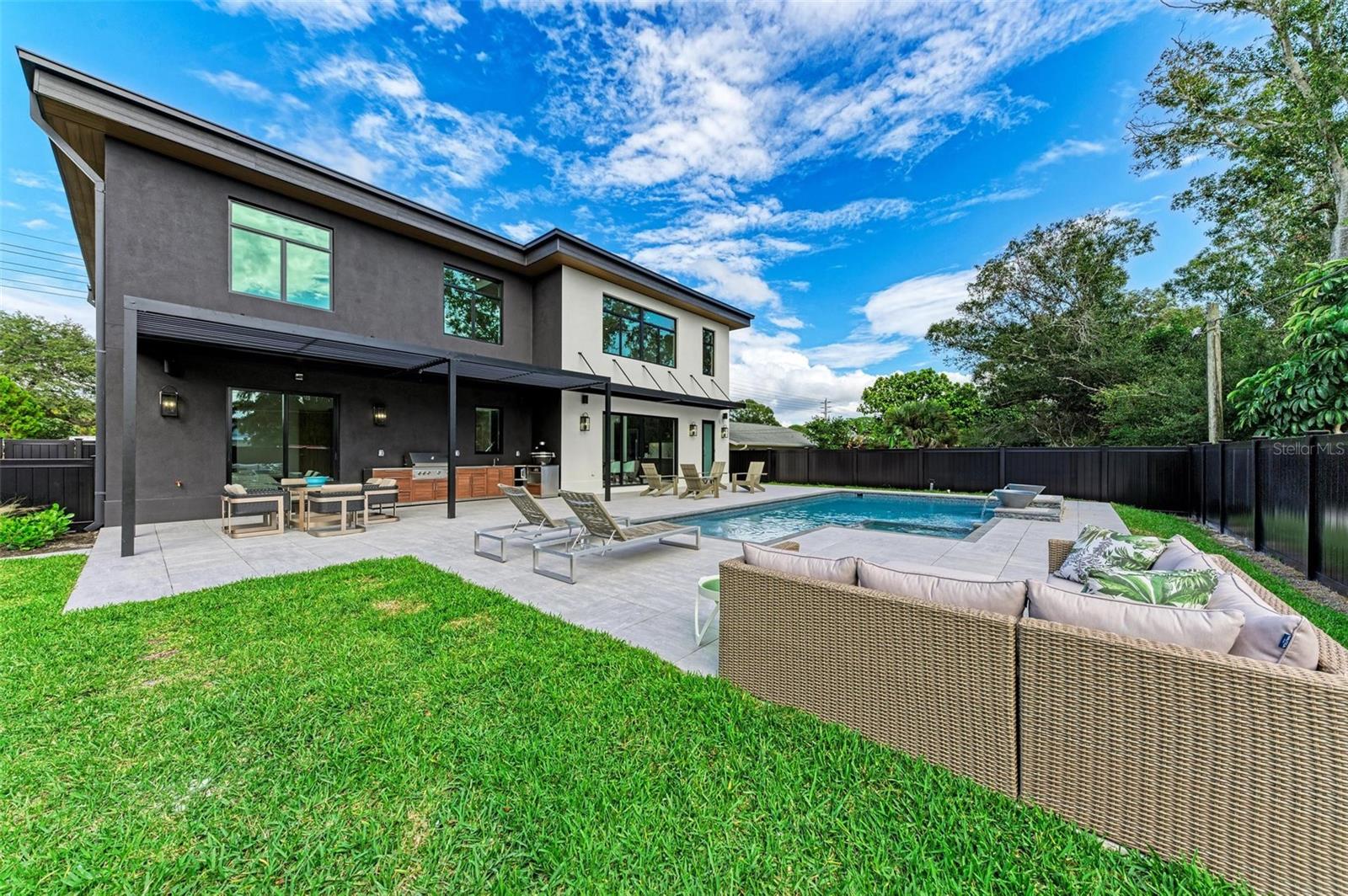 GROVE LAWN REP - Residential