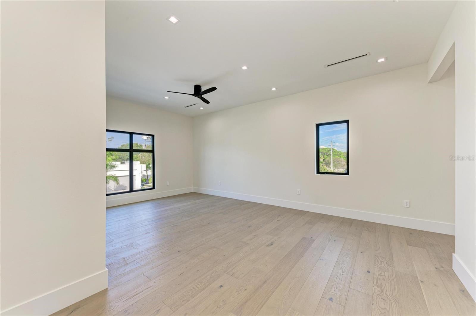 GROVE LAWN REP - Residential