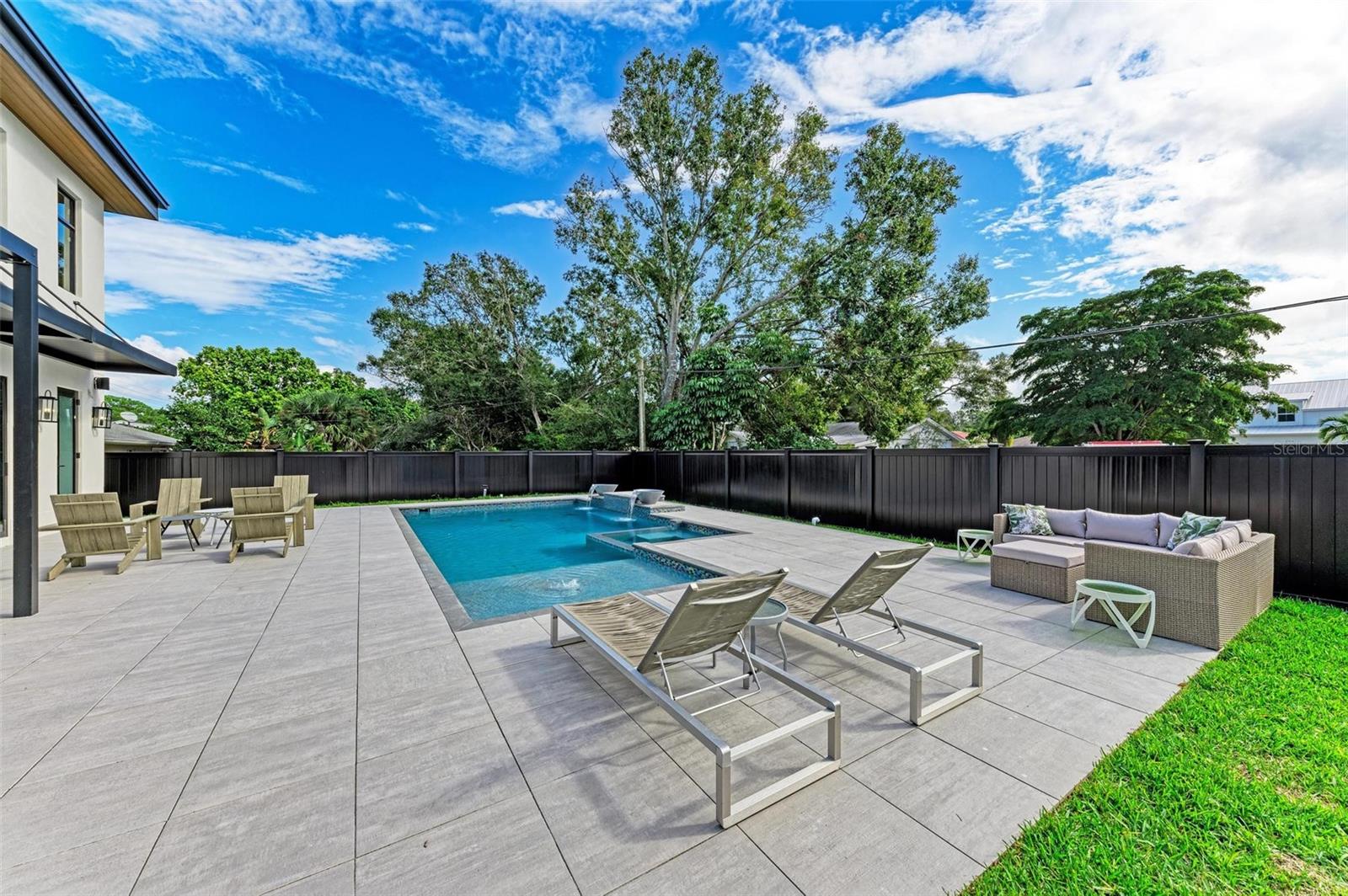 GROVE LAWN REP - Residential