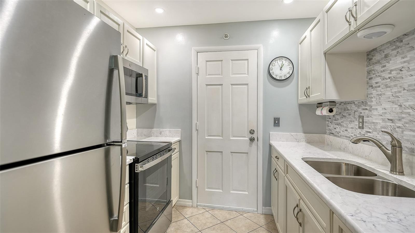 GULF POINT - Residential