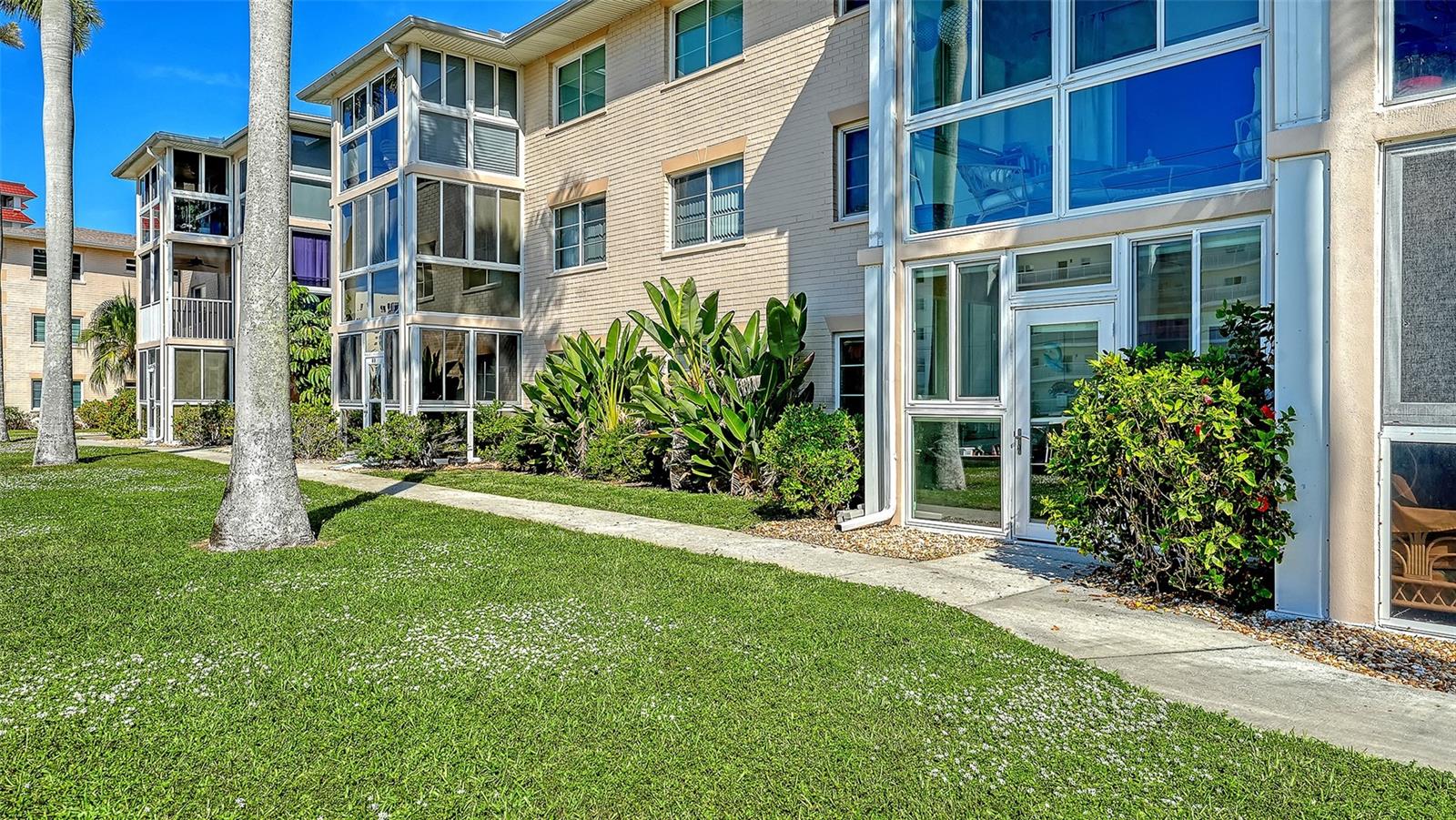 GULF POINT - Residential