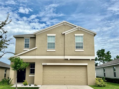 Photo of 10944 Rainbow Pyrite Dr, Wimauma, FL 33598 (MLS # A4652774)