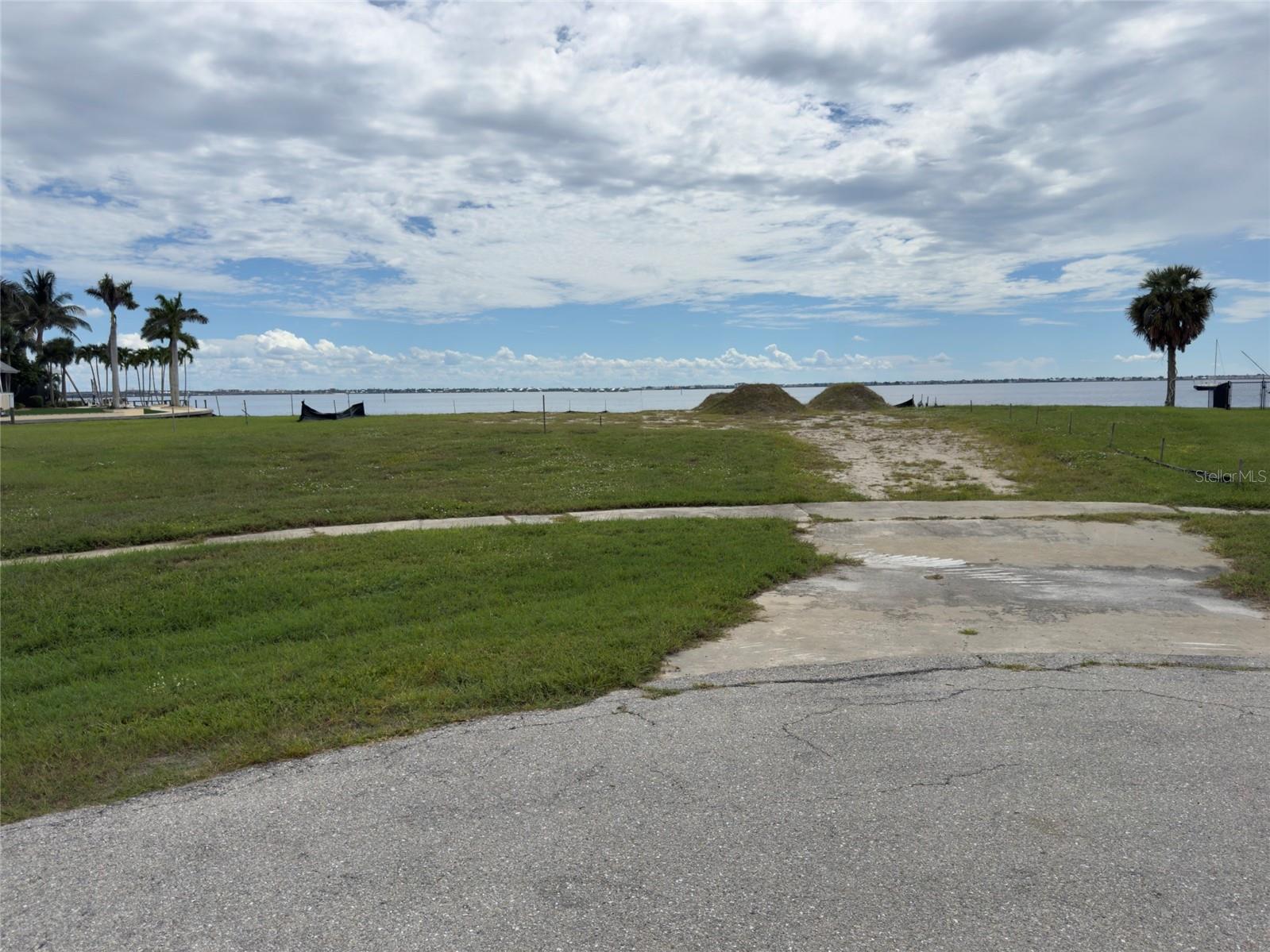 PORT CHARLOTTE SEC 036 - Land