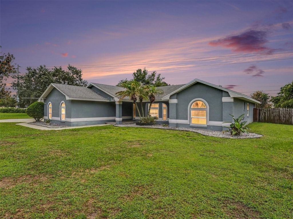 Photo of 6736 Nells Way, Lakeland, FL 33813 (MLS # O6426447)