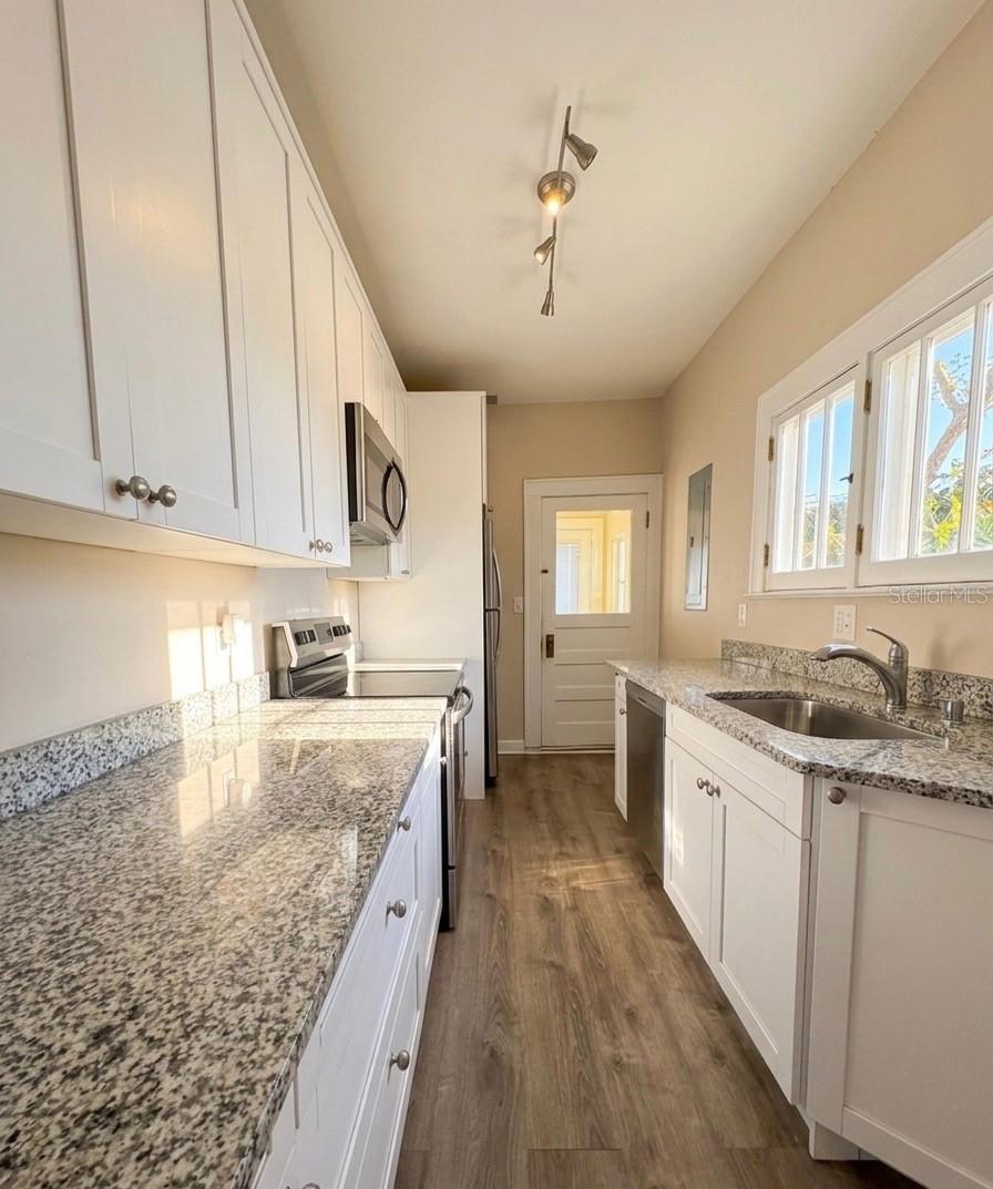 HIGHLAND PARK - Residential