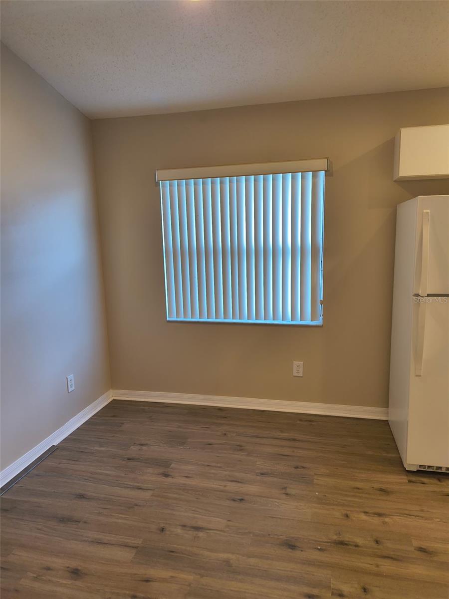 FLORIDA PINES PH 01 - Residential Lease