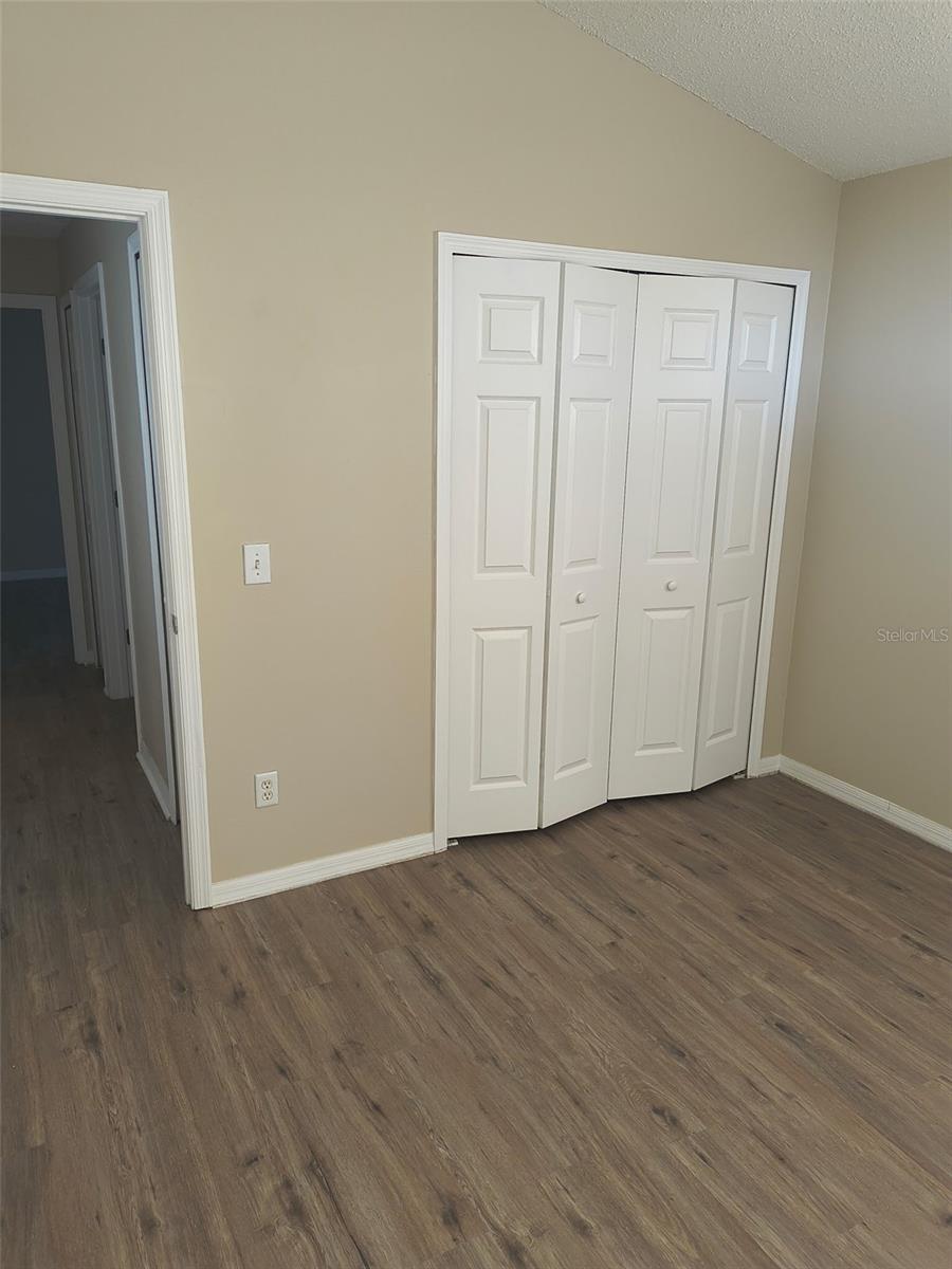 FLORIDA PINES PH 01 - Residential Lease