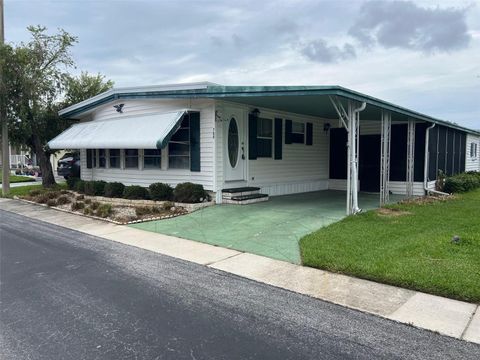 Photo of 760 Royal Palm Circle, Largo, FL 33778 (MLS # TB8408556)