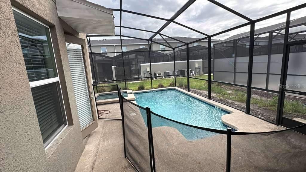 COVE AT STOREY LAKE 5 - Residential
