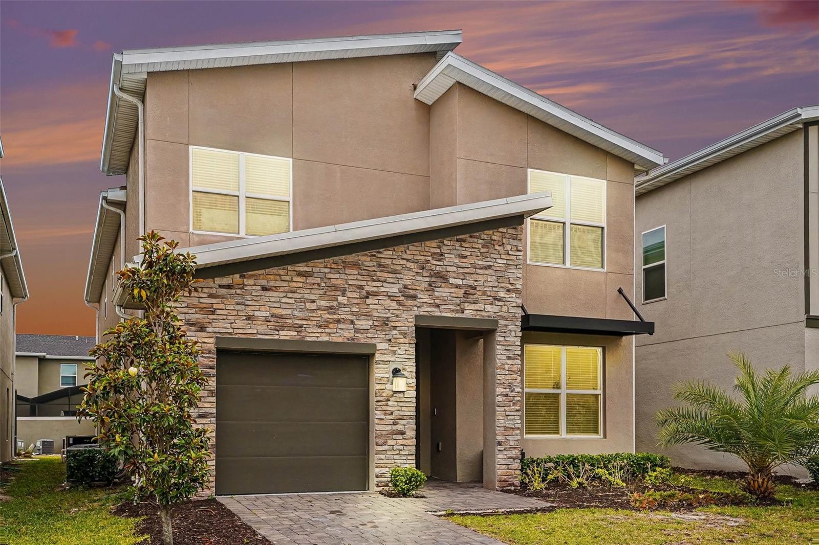 COVE AT STOREY LAKE 5 - Residential