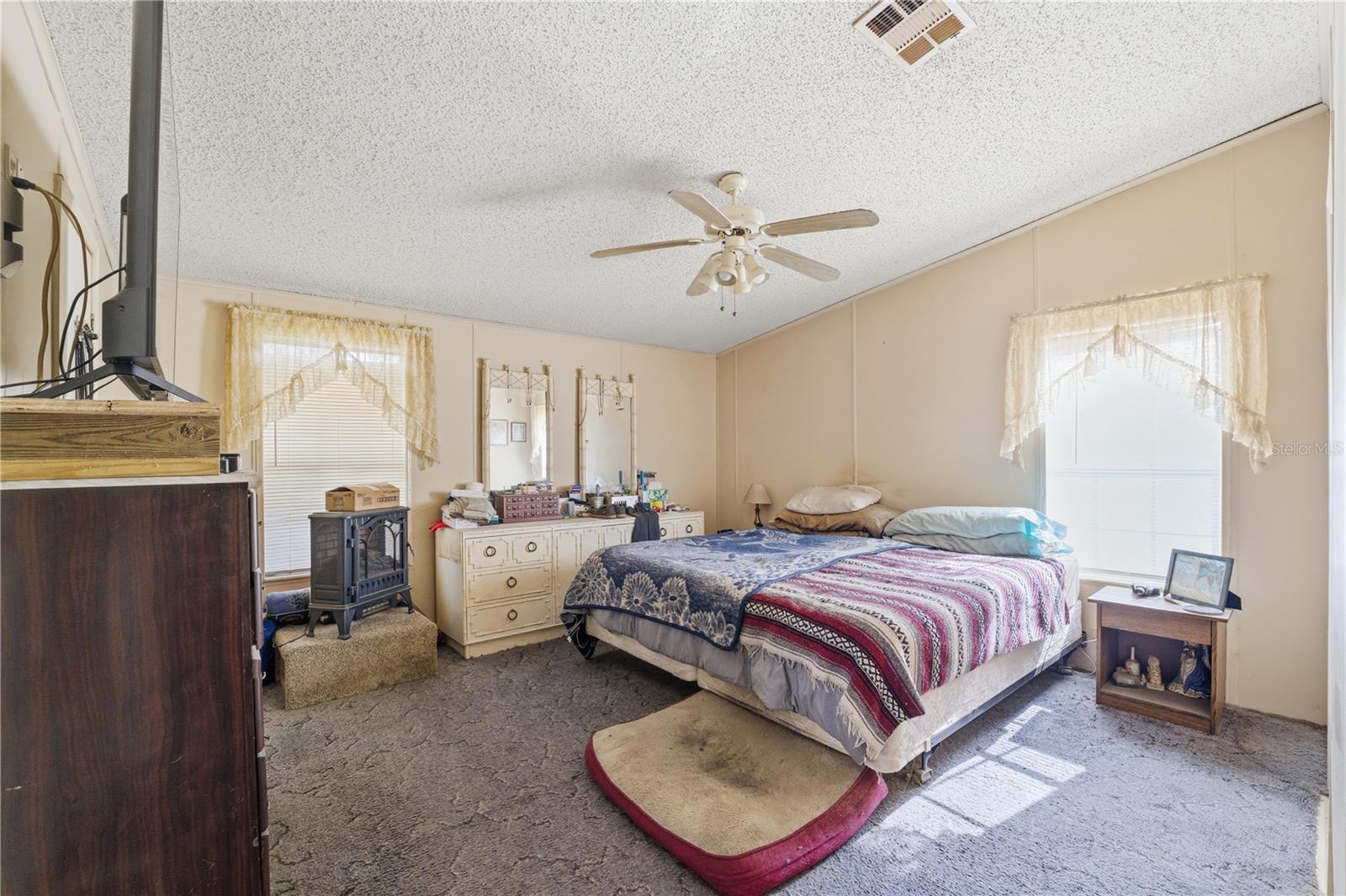 LAKEWOOD ACRES - Residential