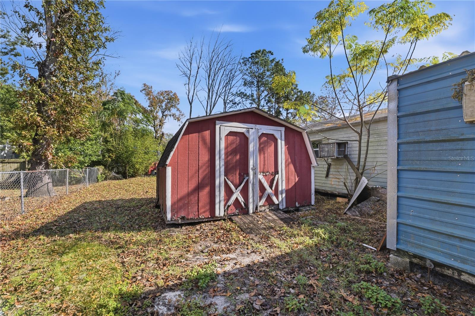 LAKEWOOD ACRES - Residential