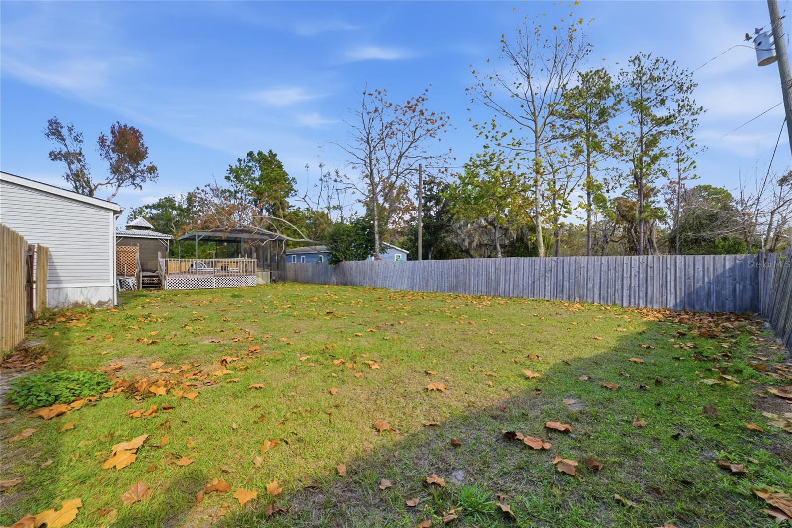 LAKEWOOD ACRES - Residential