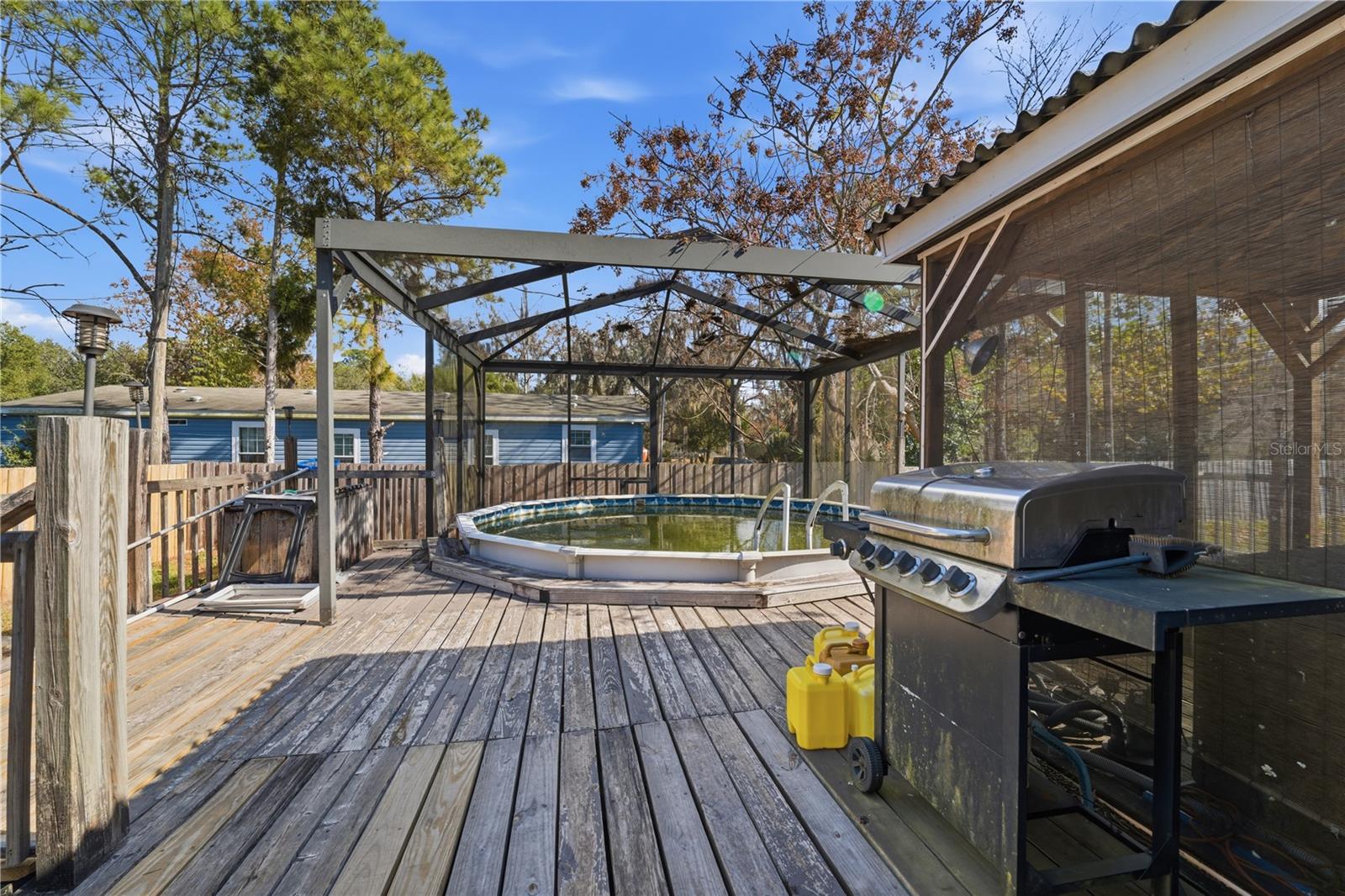 LAKEWOOD ACRES - Residential