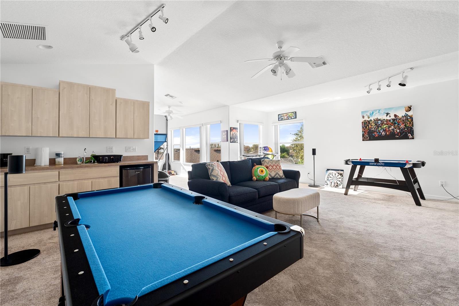 ROYAL HARBOR - Residential