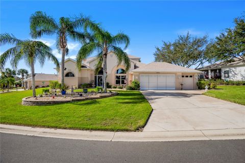 Tiny photo for 5740 Bounty Circle, Tavares, FL 32778 (MLS # G5098414)